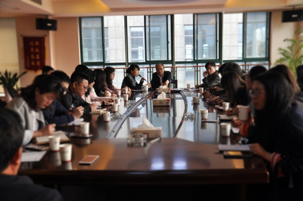 米兰网页版-米兰MILAN（中国）
集团召开2017年度年轻人才培养专题座谈会
